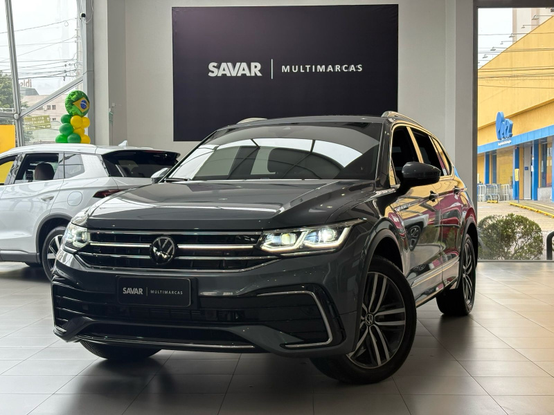 VOLKSWAGEN TIGUAN TIGUAN Allspac R-Line 300 TSI 2.0