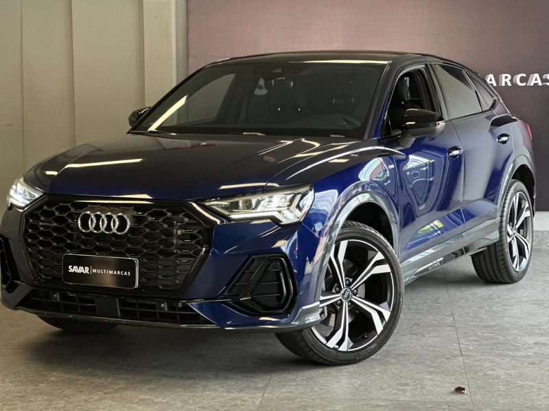 AUDI Q3 2.0 40 TFSI GASOLINA SPORTBACK PERFORMANCE BLACK QUATTRO TIPTRONIC