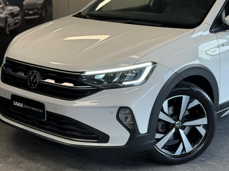 VOLKSWAGEN Nivus Nivus Highline 1.0 200 TSI Flex Aut.